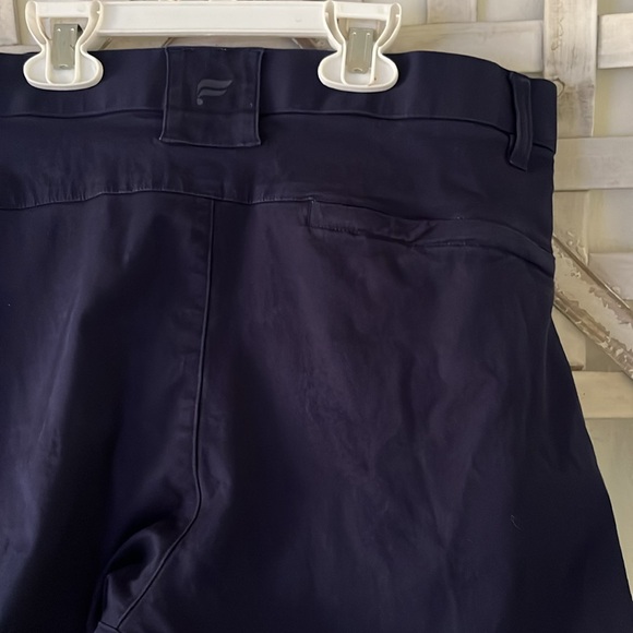 Men’s Fabletics size 30 x 32 pants - Picture 4 of 7